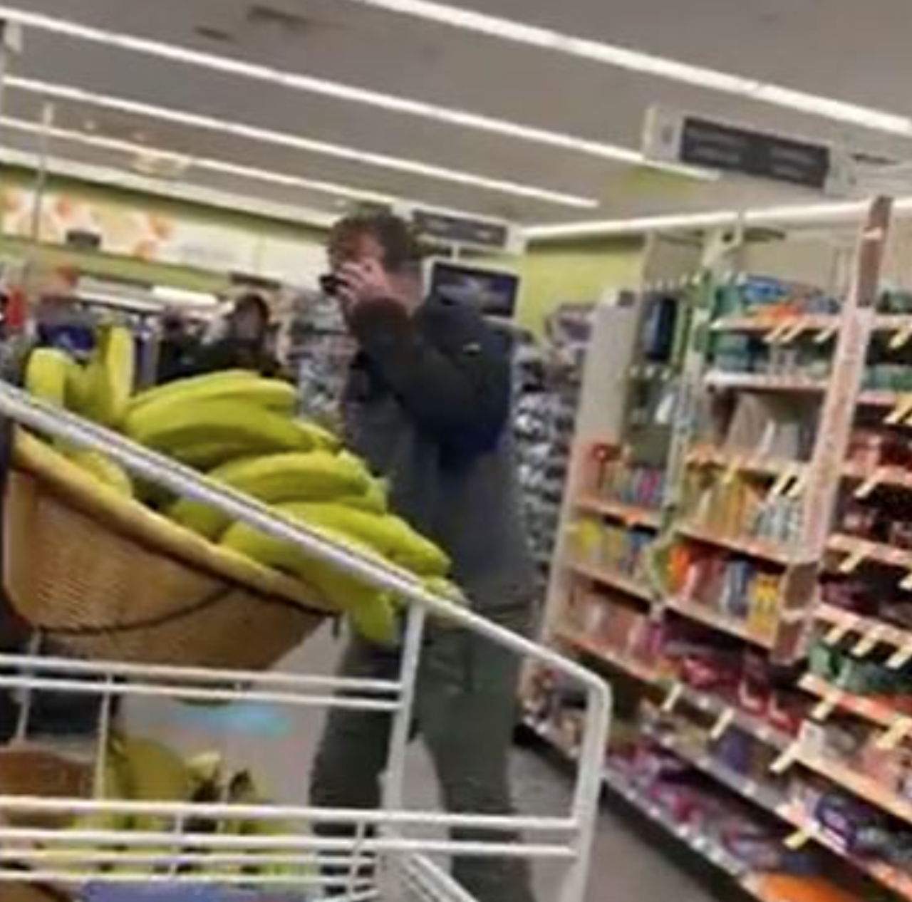 Meanwhile in California: Shoplifter Turns Bananas Into Hilarious Weapons During Drug Store Robbery (Video)
